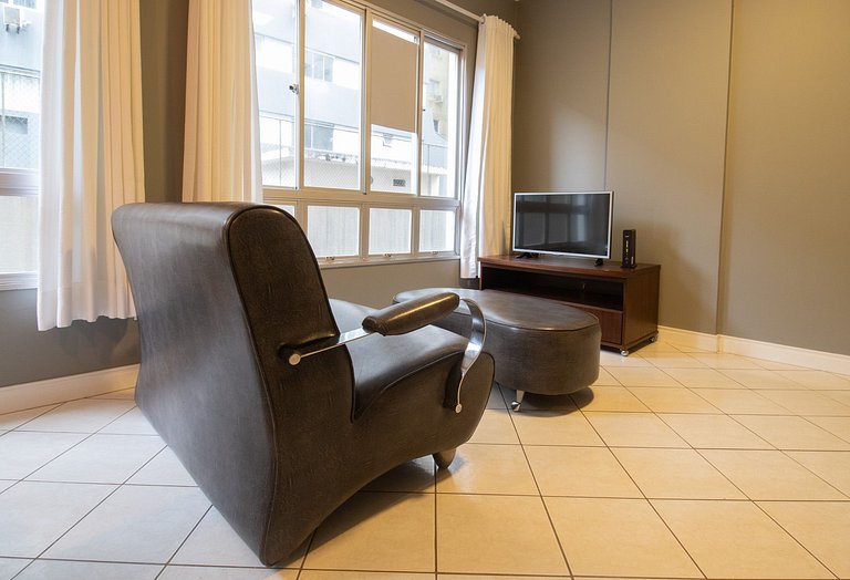 EUG22 - 3 Dorm, Quadra Mar, Rua 1200