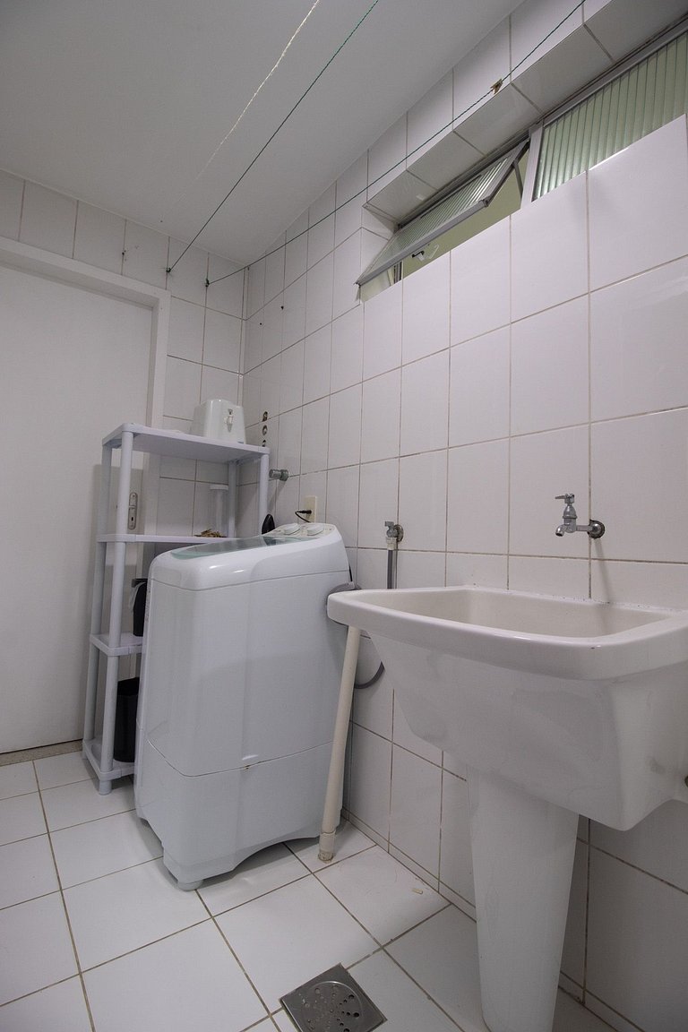 EUG22 - 3 Dorm, Quadra Mar, Rua 1200