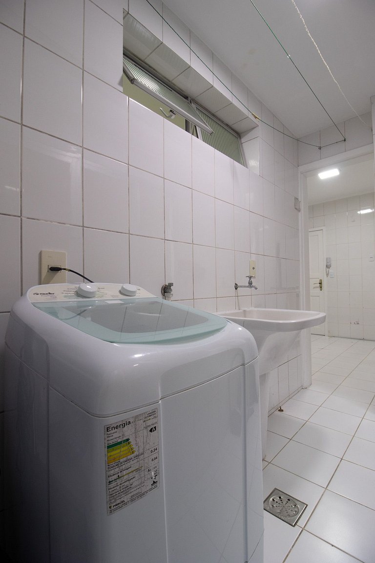 EUG22 - 3 Dorm, Quadra Mar, Rua 1200