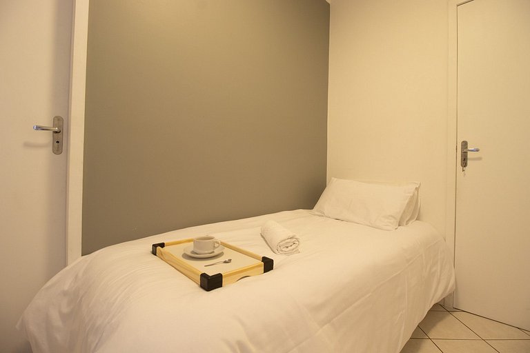 EUG22 - 3 Dorm, Quadra Mar, Rua 1200