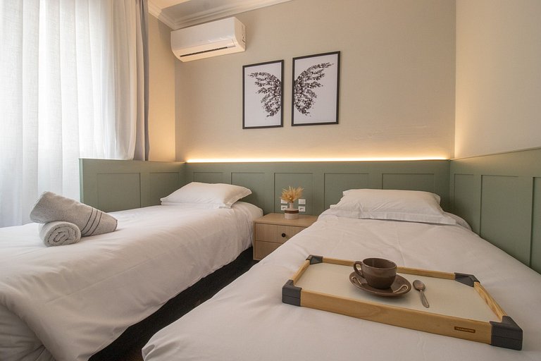 SCR64 - 2 Dorm Climatizados, Confortável, TV Smart