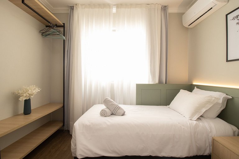 SCR64 - 2 Dorm Climatizados, Confortável, TV Smart