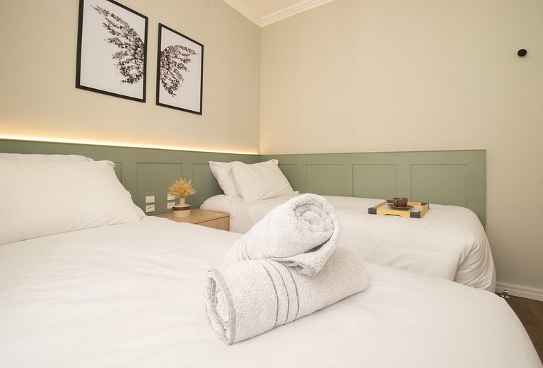 SCR64 - 2 Dorm Climatizados, Confortável, TV Smart