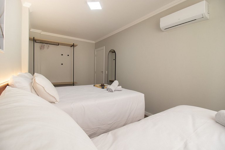 SCR64 - 2 Dorm Climatizados, Confortável, TV Smart