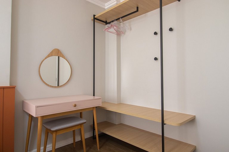 SCR64 - 2 Dorm Climatizados, Confortável, TV Smart