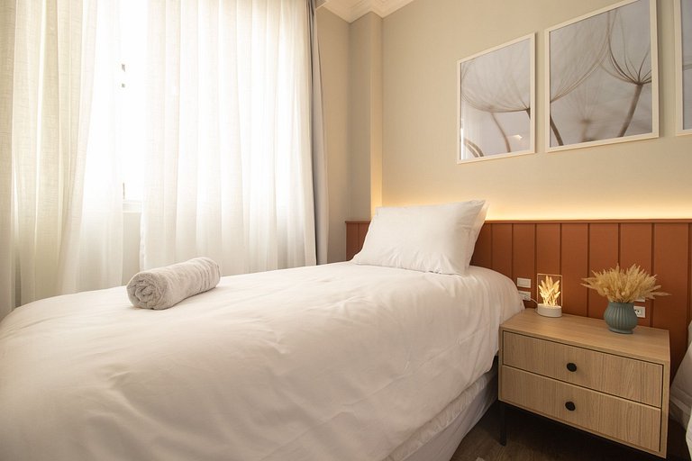 SCR64 - 2 Dorm Climatizados, Confortável, TV Smart