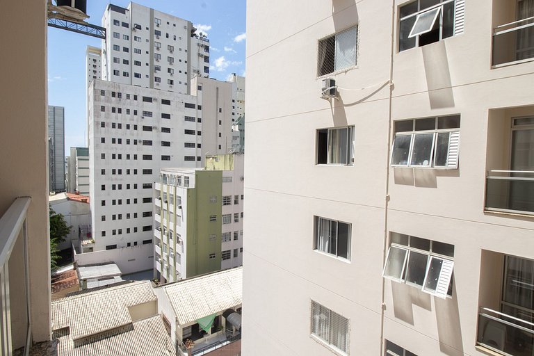 SCR64 - 2 Dorm Climatizados, Confortável, TV Smart