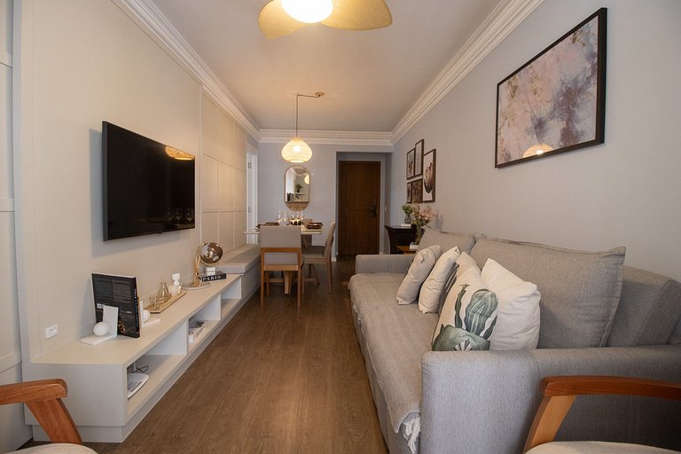 SCR64 - 2 Dorm Climatizados, Confortável, TV Smart