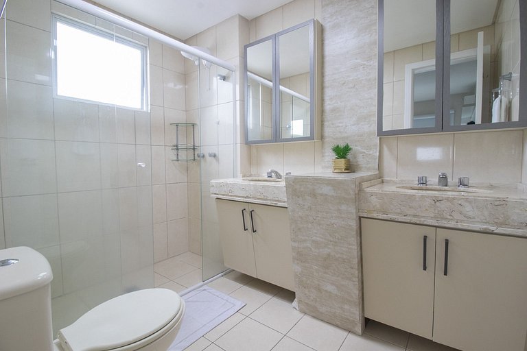 SOL42 - 3Dorm, Climatizado, 3 Garagens, Churrasq