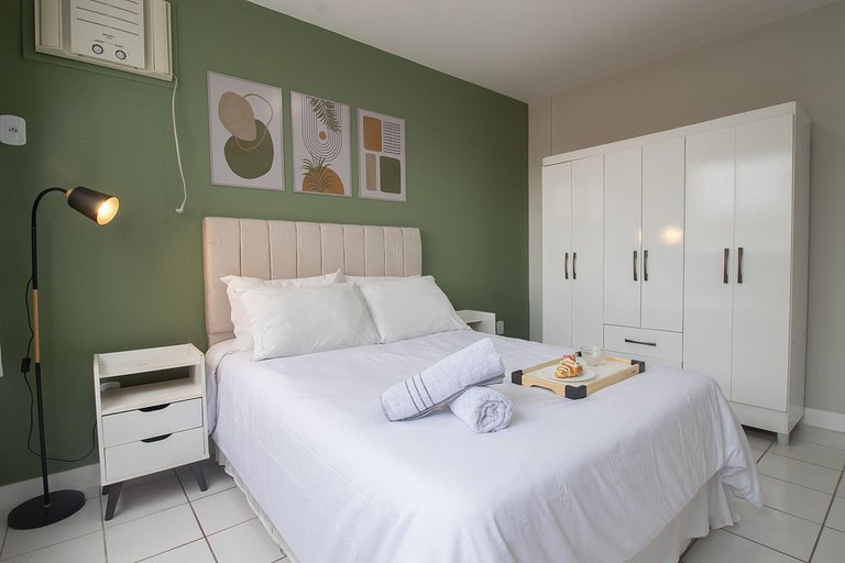 CLI84 - Quadra Mar, Calçadão da Central, 1 Dorm