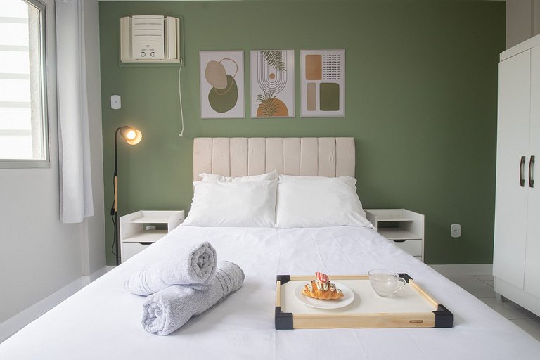 CLI84 - Quadra Mar, Calçadão da Central, 1 Dorm