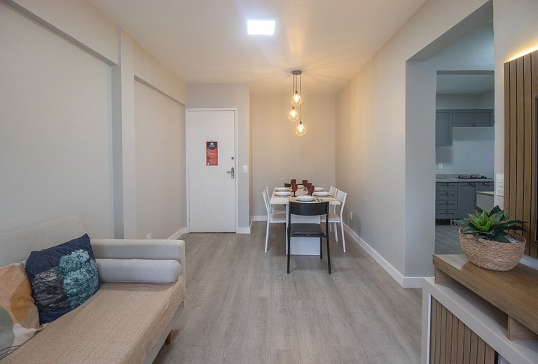 PIT62 - 2 Dorm, Aconchegante, Garagem, Central