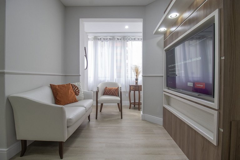 LAS72 - Av. Central, 2 Dorm, Tv Smart, Wi-Fi