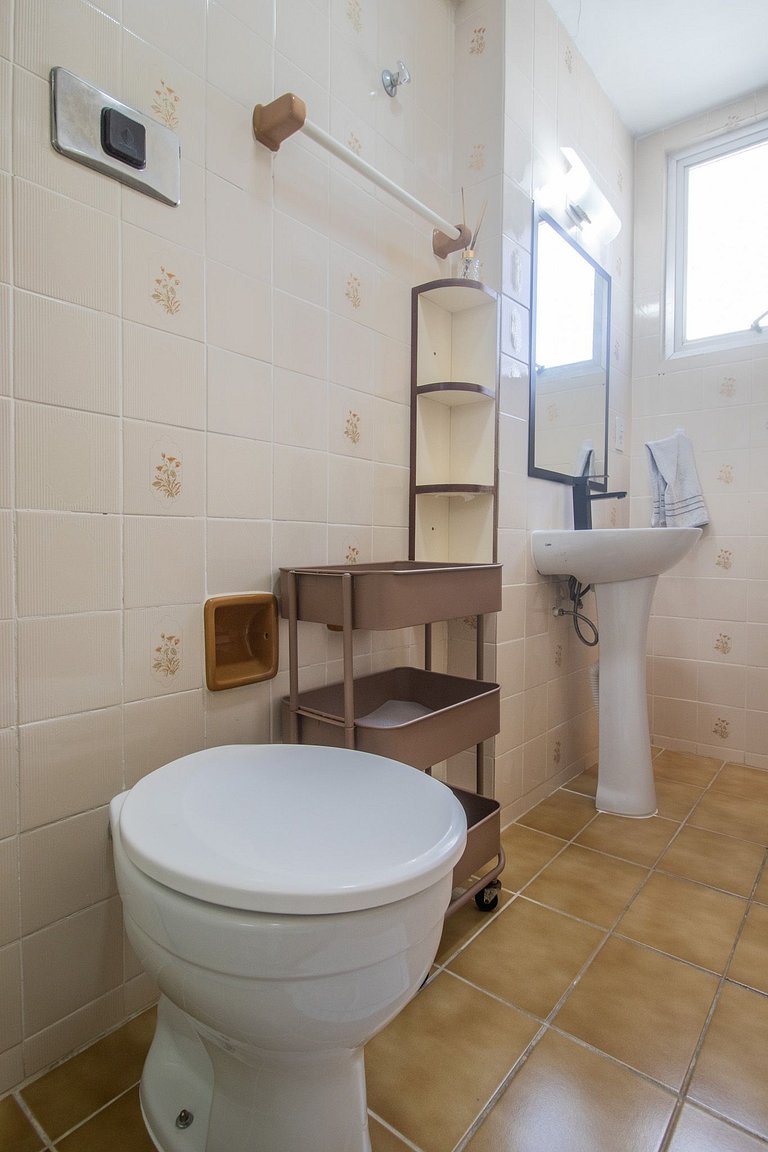 PRG111 - 4 Dorm, Climatizado, Próx a Av. Brasil