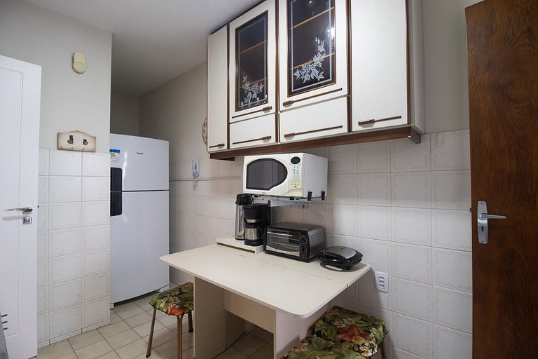 PRG111 - 4 Dorm, Climatizado, Próx a Av. Brasil