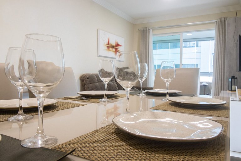 QUA21 - 3Dorm, Churrasqueira na sacada, Garagem