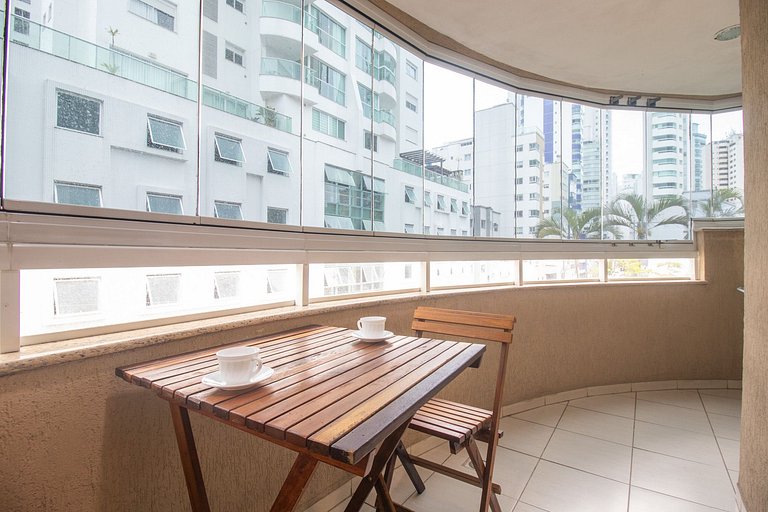 QUA21 - 3Dorm, Churrasqueira na sacada, Garagem