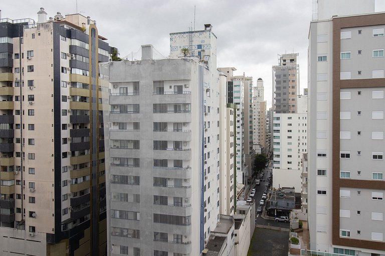 BK93 - 2 Dorm, TV Smart, Garagem, Próx. Calçadão