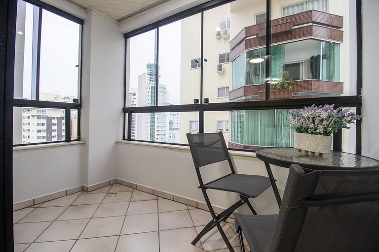 BK93 - 2 Dorm, TV Smart, Garagem, Próx. Calçadão