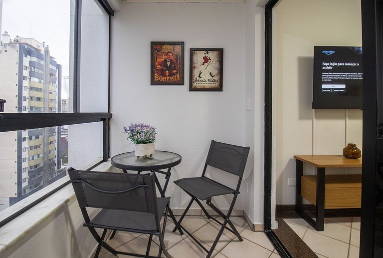 BK93 - 2 Dorm, TV Smart, Garagem, Próx. Calçadão