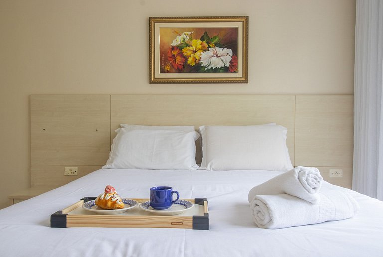 PRG143 - Próx Av Brasil, Garagem, 4 Dorm, Wi-Fi