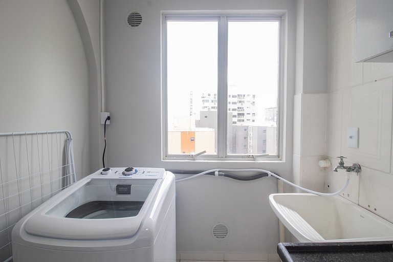 CLR82 - Calçadão, 1 Dorm Climatizado, Garagem