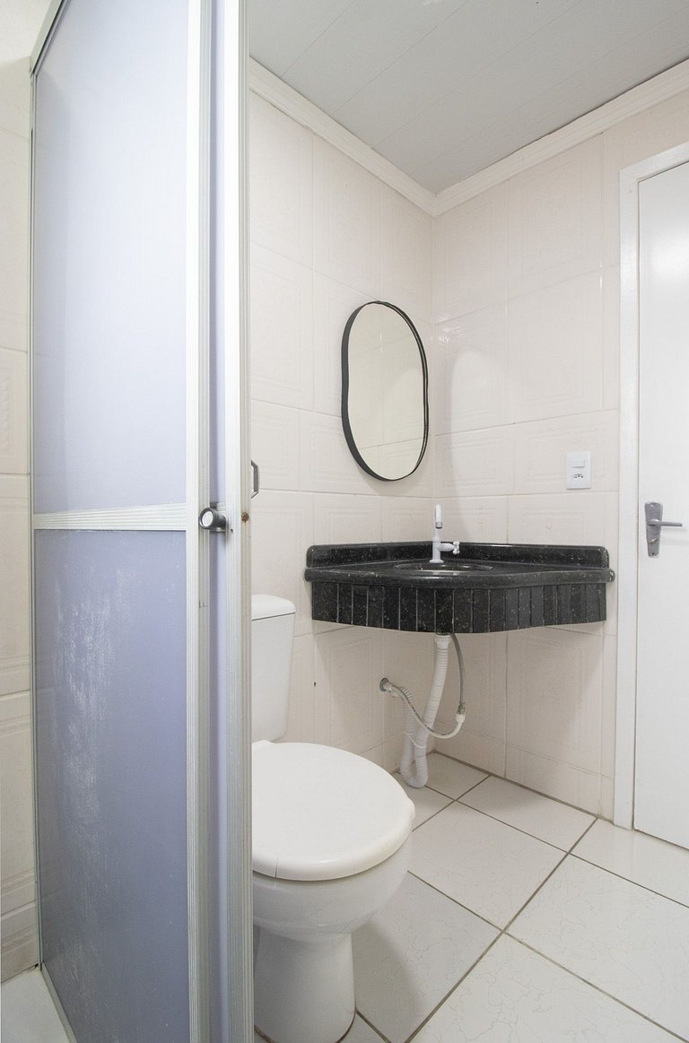 CLR82 - Calçadão, 1 Dorm Climatizado, Garagem