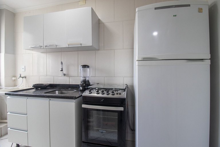 CLR82 - Calçadão, 1 Dorm Climatizado, Garagem