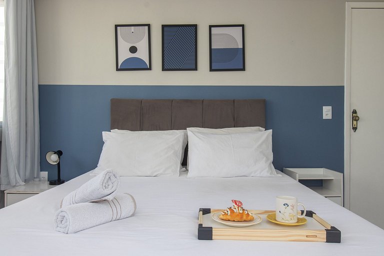 CLR82 - Calçadão, 1 Dorm Climatizado, Garagem