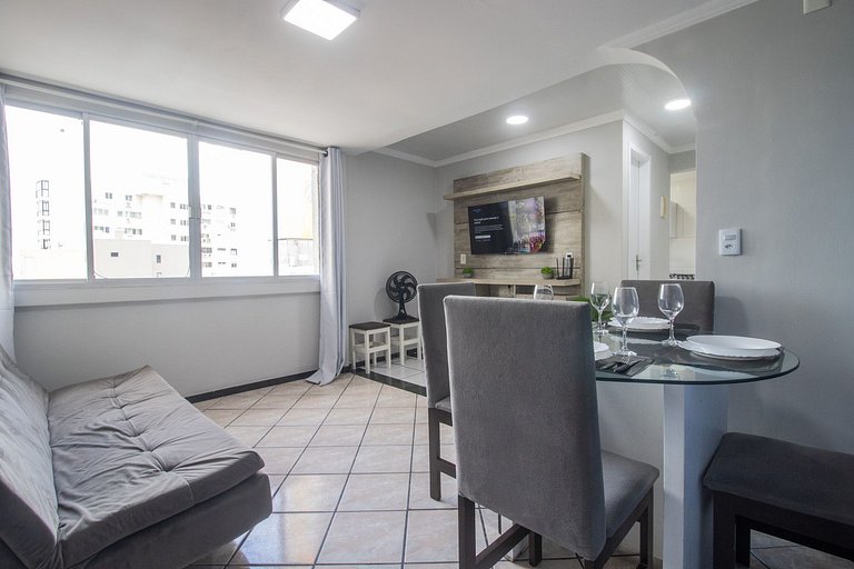 CLR82 - Calçadão, 1 Dorm Climatizado, Garagem