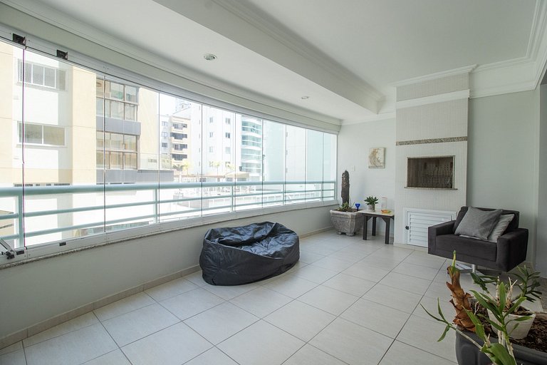 ATP42 - 2 Suítes, Garagem, Churrasqueira na sacada