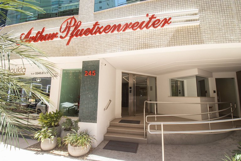 ATP42 - 2 Suítes, Garagem, Churrasqueira na sacada