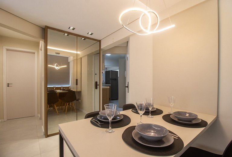 SLE72 - 2 Dorm, Climatizado, Smart TV, Barra Sul