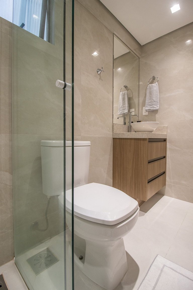 SLE72 - 2 Dorm, Climatizado, Smart TV, Barra Sul