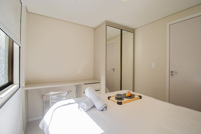 SLE72 - 2 Dorm, Climatizado, Smart TV, Barra Sul