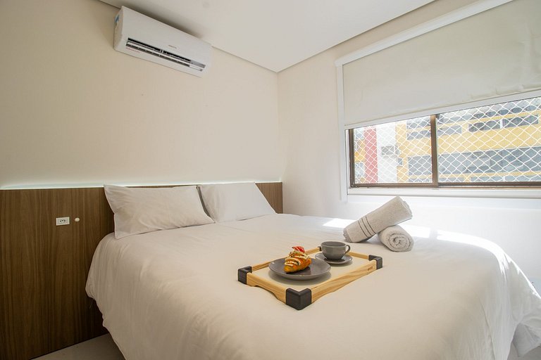 SLE72 - 2 Dorm, Climatizado, Smart TV, Barra Sul