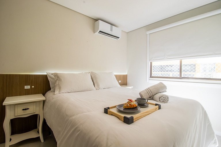 SLE72 - 2 Dorm, Climatizado, Smart TV, Barra Sul