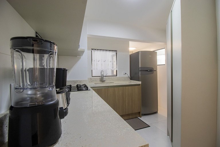 SLE72 - 2 Dorm, Climatizado, Smart TV, Barra Sul