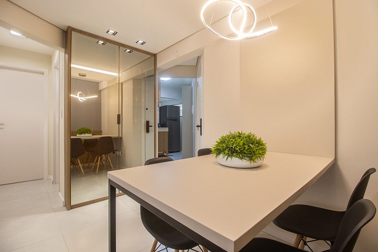 SLE72 - 2 Dorm, Climatizado, Smart TV, Barra Sul