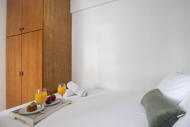 PRG111 - 4 Dorm, Climatizado, Próx a Av. Brasil