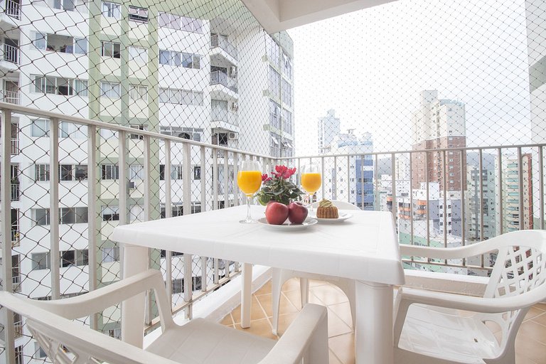 PRG111 - 4 Dorm, Climatizado, Próx a Av. Brasil