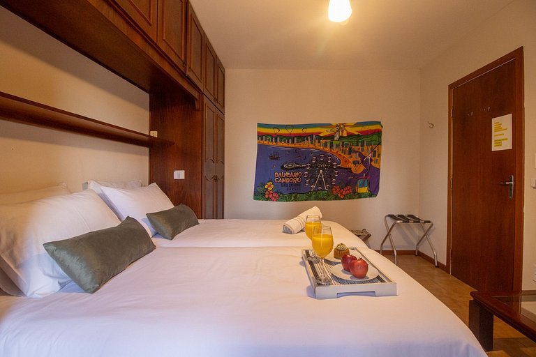 PRG111 - 4 Dorm, Climatizado, Próx a Av. Brasil