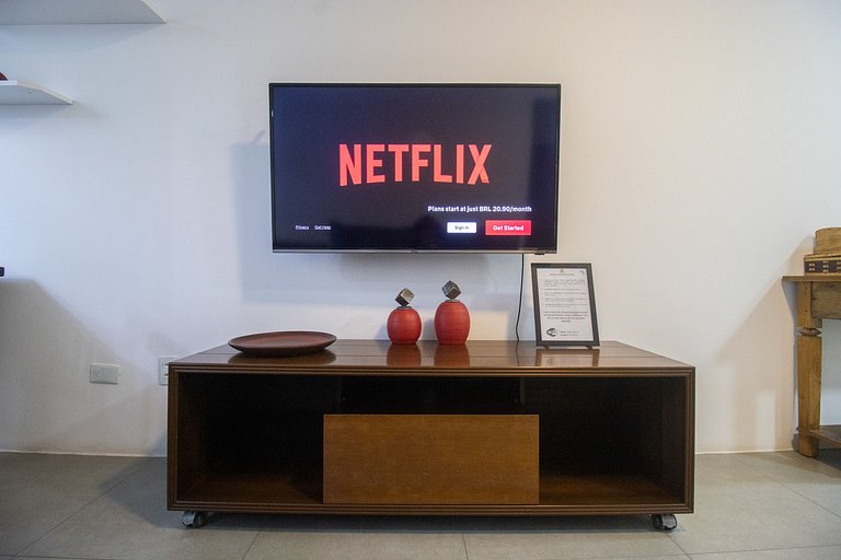 NVR24B - Quadra Mar, 2 Dormitórios, TV Smart