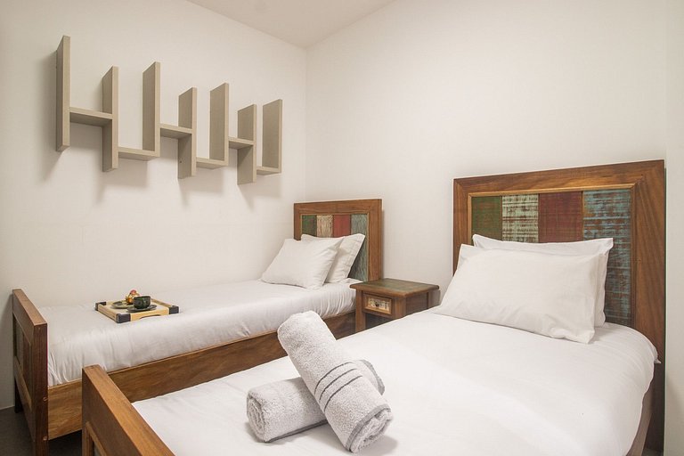 NVR24B - Quadra Mar, 2 Dormitórios, TV Smart