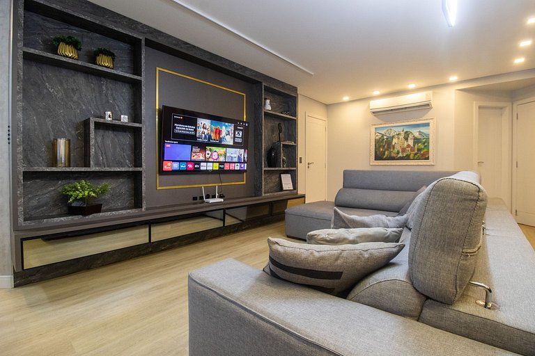 EMA31 - 3 Dorm, Moderno, Churrasqueira, 2 Garagens