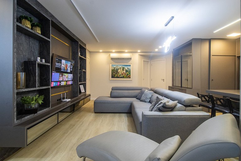 EMA31 - 3 Dorm, Moderno, Churrasqueira, 2 Garagens