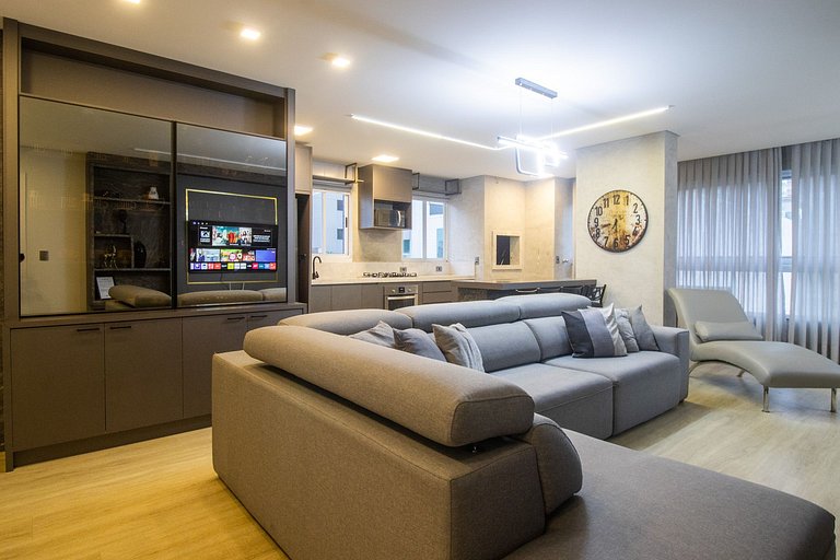 EMA31 - 3 Dorm, Moderno, Churrasqueira, 2 Garagens