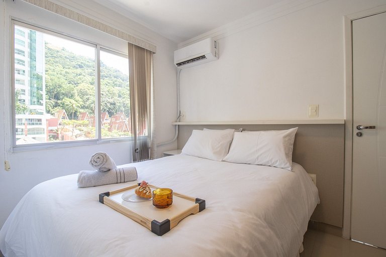 PRV55 - Próx. Roda Gigante, Climatizado, 2 Dorm