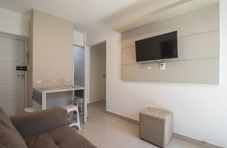 PRV55 - Próx. Roda Gigante, Climatizado, 2 Dorm