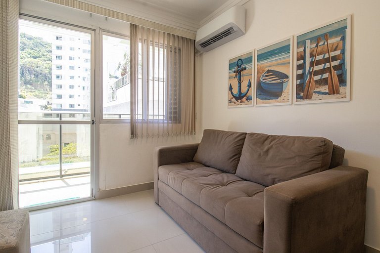 PRV55 - Próx. Roda Gigante, Climatizado, 2 Dorm